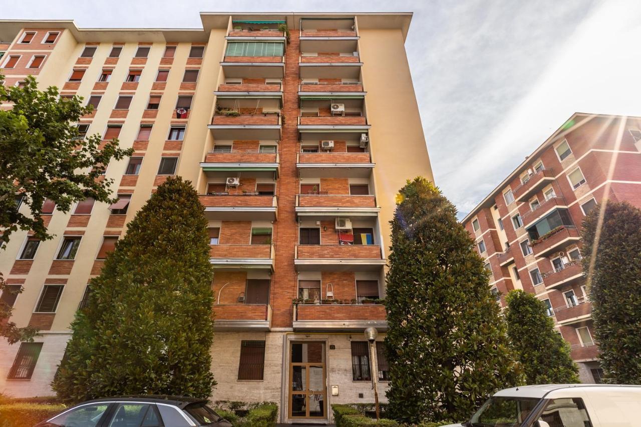 Rosselli 13 Milan Apartment Extérieur photo
